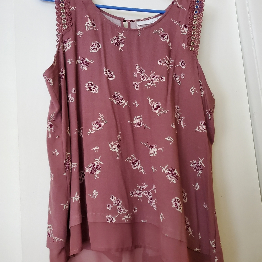 Luq Split Back Tank - image 2